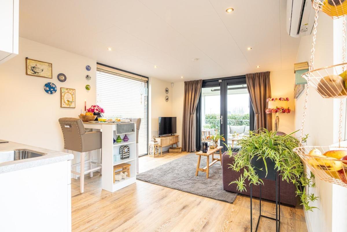 Maasparcje Ecolodge K2 Roermond Luaran gambar